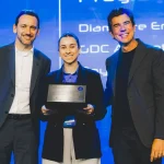 DIAMANTE ENERGIA É RECONHECIDA PELO SESI/SC POR 25 ANOS DE PARCERIA EM PROGRAMA DE GINÁSTICA LABORAL.