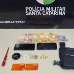 EM ORLEANS/SC. “Perseguição termina em prisão por tráfico e direção. Deram com a cara no muro.”