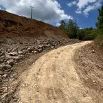 GOVERNO DE LAURO MÜLLER/SC EXECUTA OBRA DE PAVIMENTAÇÃO ESTRATÉGICA NO MORRO PRETO