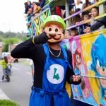 TRENZINHO DA ALEGRIA PERCORRE CRICIÚMA/SC E CELEBRA O DIA DAS CRIANÇAS COM PASSEIOS GRATUITOS.